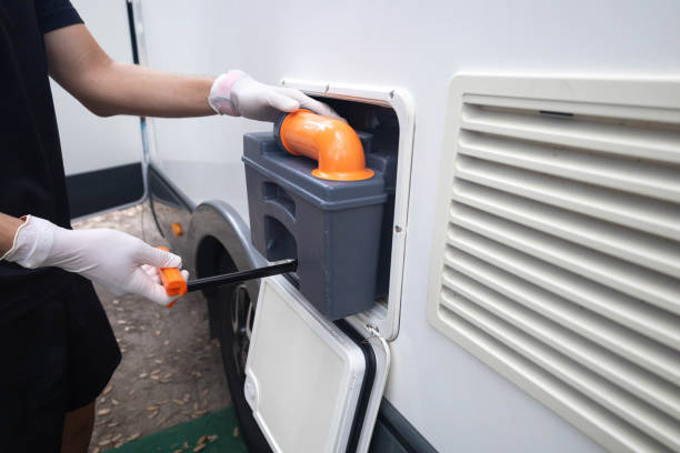 Best Luxury portable toilet rental  in Forest Lake, IL