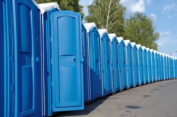 Best Portable restroom trailer rental  in Forest Lake, IL